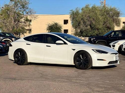 2022 Tesla Model S Long Range