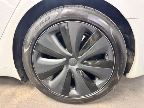 2022 Tesla Model S Long Range