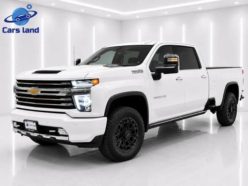 Iridescent Pearl Tricoat 2022 Chevrolet Silverado 2500 High Country