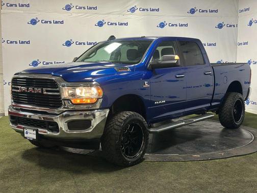 2019 RAM 2500 Big Horn Crew Cab 4x4 6'4' Box