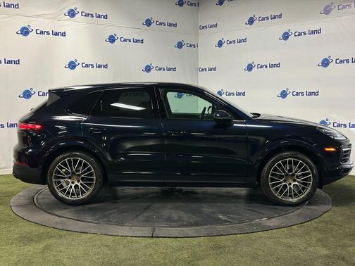2022 Porsche Cayenne Cayenne