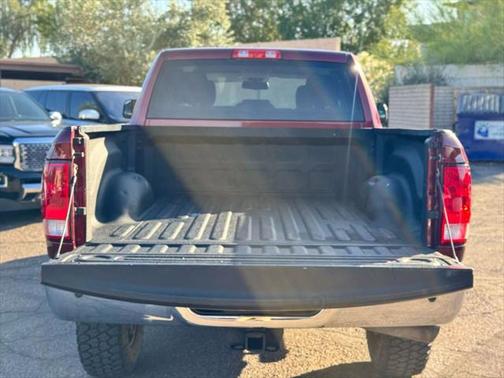 2017 RAM 2500 Tradesman Crew Cab 4x4 6'4' Box