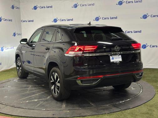 2022 Volkswagen Atlas Cross Sport 2.0T SE