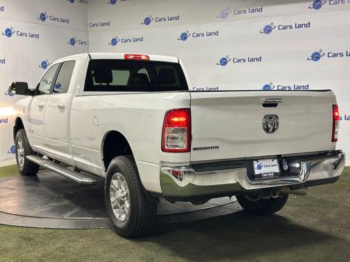 Bright White Clearcoat 2019 RAM 3500 Big Horn Crew Cab 4x4 8' Box