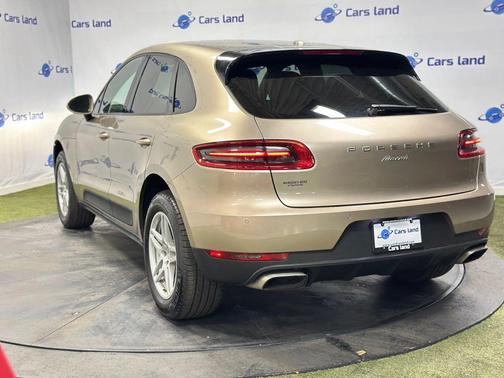 2017 Porsche Macan Sport Utility 4D