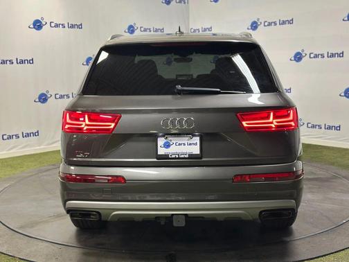 2019 Audi Q7 55 Premium Plus