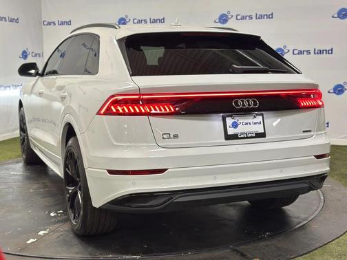 2020 Audi Q8 55 Premium