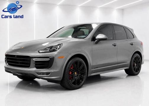 Meteor Grey Metallic 2018 Porsche Cayenne GTS
