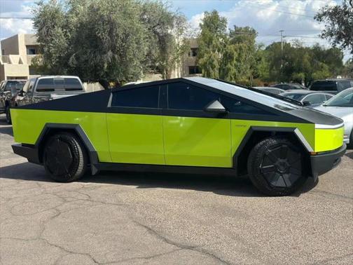 2024 Tesla Cybertruck All-Wheel Drive