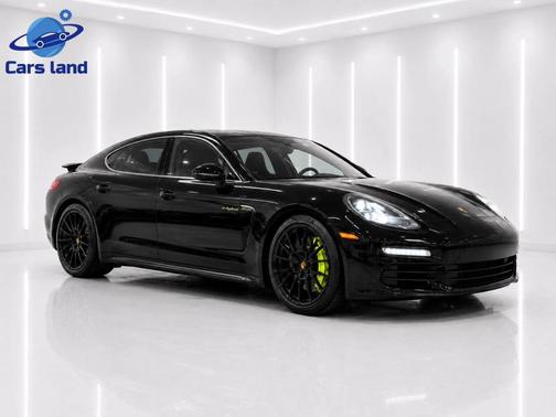Black 2014 Porsche Panamera 4