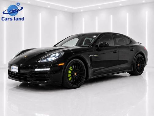 Black 2014 Porsche Panamera 4