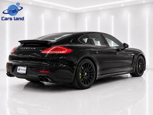 Black 2014 Porsche Panamera 4