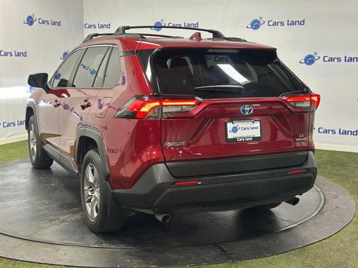 2022 Toyota RAV4 Hybrid LE