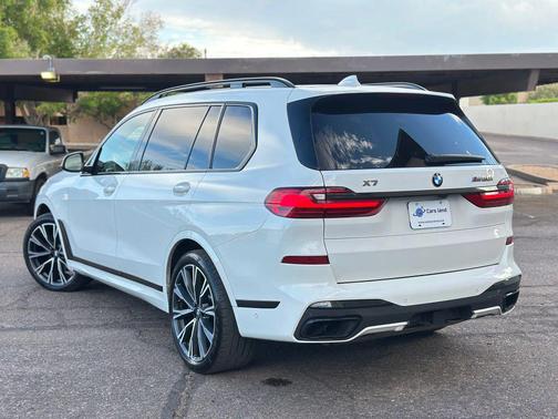 2020 BMW X7 M50i