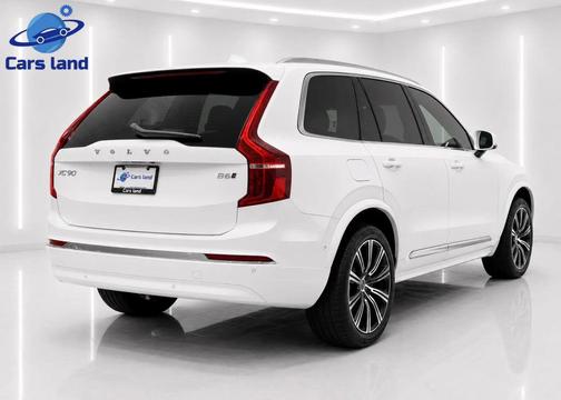 Crystal White Metallic 2023 Volvo XC90 B6 Plus 6-Seater