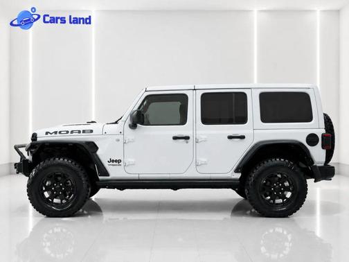 Bright White Clearcoat 2018 Jeep Wrangler Unlimited Sport