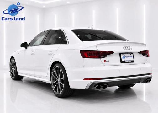 White 2018 Audi S4 Prestige Sedan 4D