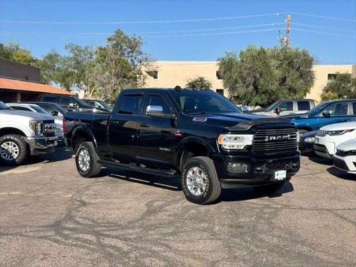 2019 RAM 2500 Laramie Crew Cab 4x4 6'4' Box