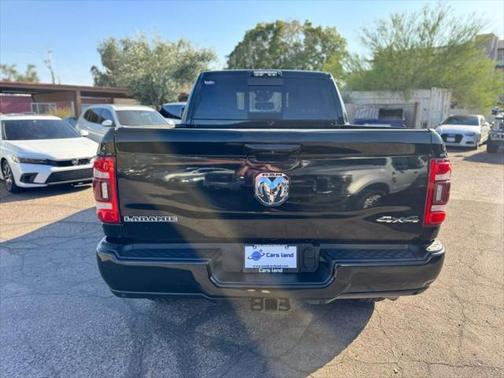 2019 RAM 2500 Laramie Crew Cab 4x4 6'4' Box
