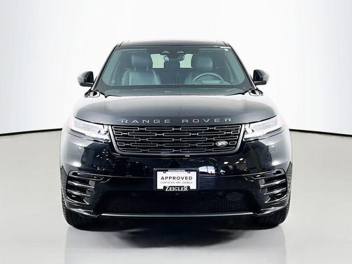 Santorini Black Metallic 2026 Land Rover Range Rover Velar P250 Dynamic SE