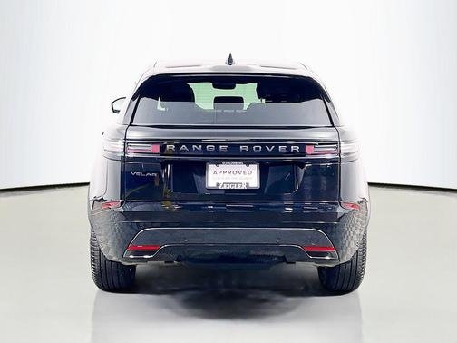 Santorini Black Metallic 2026 Land Rover Range Rover Velar P250 Dynamic SE