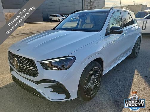 MANUFAKTUR Moonlight White Metallic 2024 Mercedes-Benz GLE 580 AWD 4MATIC