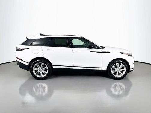 Fuji White 2026 Land Rover Range Rover Velar S