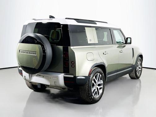 2024 Land Rover Defender P300