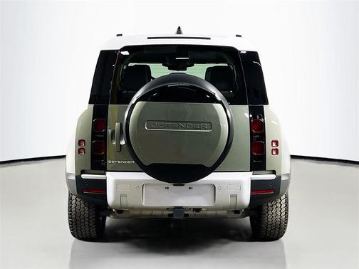 2024 Land Rover Defender P300