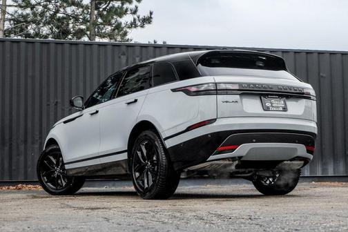 2026 Land Rover Range Rover Velar Dynamic SE