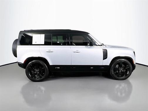 2023 Land Rover Defender 110 X-Dynamic SE