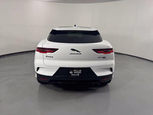 Fuji White 2022 Jaguar I-PACE HSE