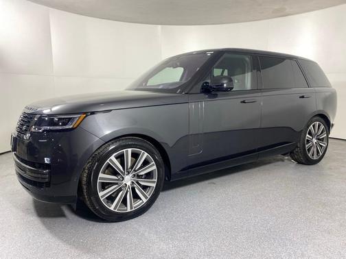 2023 Land Rover Range Rover P530 SE