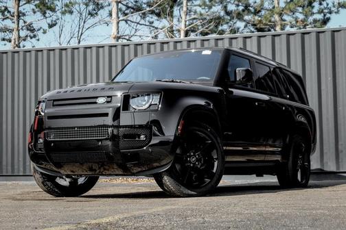 2025 Land Rover Defender P400 X-Dynamic SE