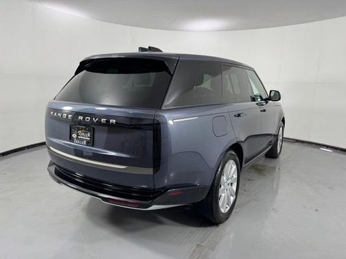 Varesine Blue 2025 Land Rover Range Rover P400 SE