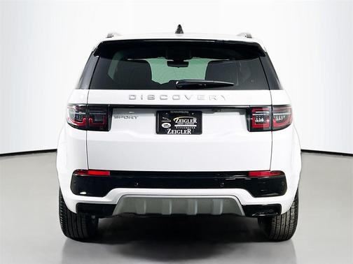 2025 Land Rover Discovery Sport S