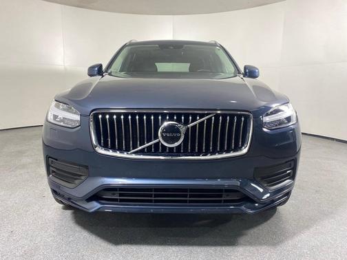 2022 Volvo XC90 T6 Momentum 6 Passenger