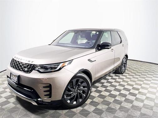2022 Land Rover Discovery P300 R-Dynamic S