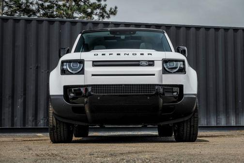 Fuji White 2026 Land Rover Defender P300 S