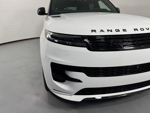 Fuji White 2024 Land Rover Range Rover Sport Dynamic SE