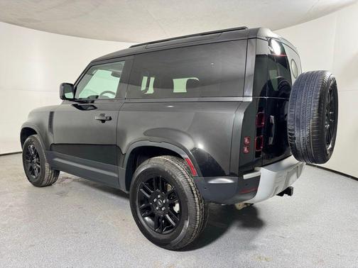 2024 Land Rover Defender P300 S