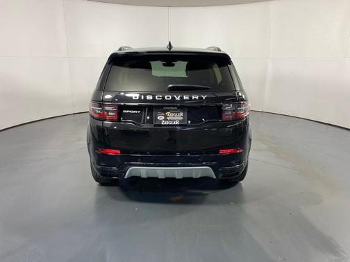 2024 Land Rover Discovery Sport Core S