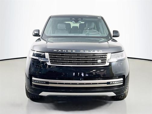 2025 Land Rover Range Rover P400 SE 7 Seat