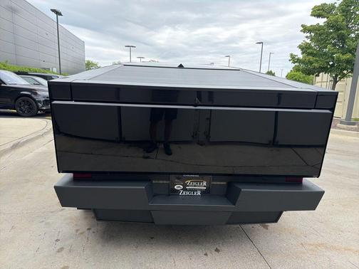 Black 2024 Tesla Cybertruck Base