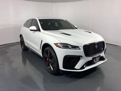 2022 Jaguar F-PACE SVR