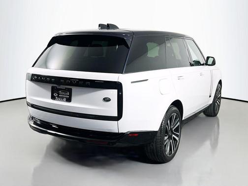 2023 Land Rover Range Rover P400 SE