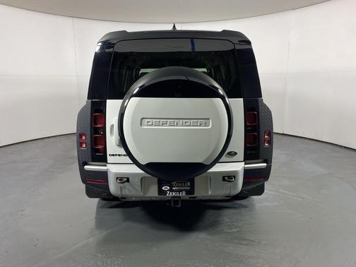 2023 Land Rover Defender S