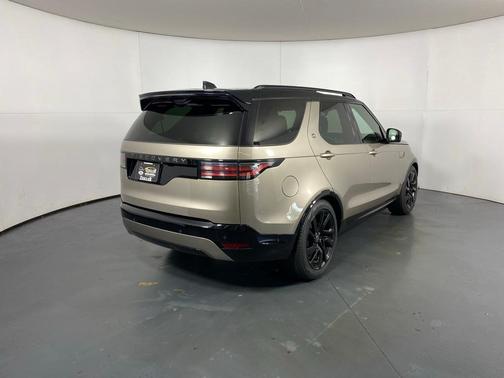 2024 Land Rover Discovery P360 Dynamic SE