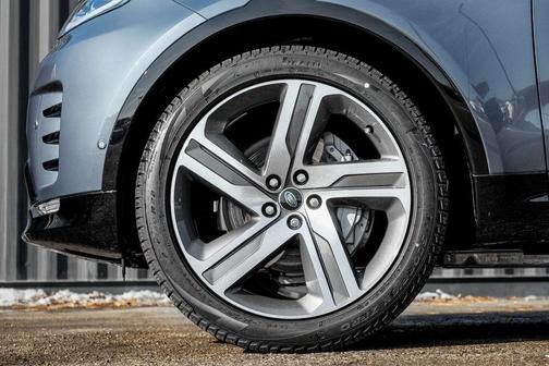 2026 Land Rover Discovery Dynamic SE