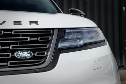 2026 Land Rover Range Rover Velar P400 Dynamic SE